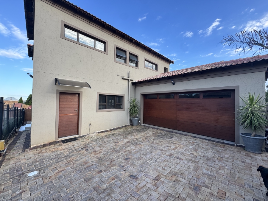 4 Bedroom Property for Sale in Doringkruin North West